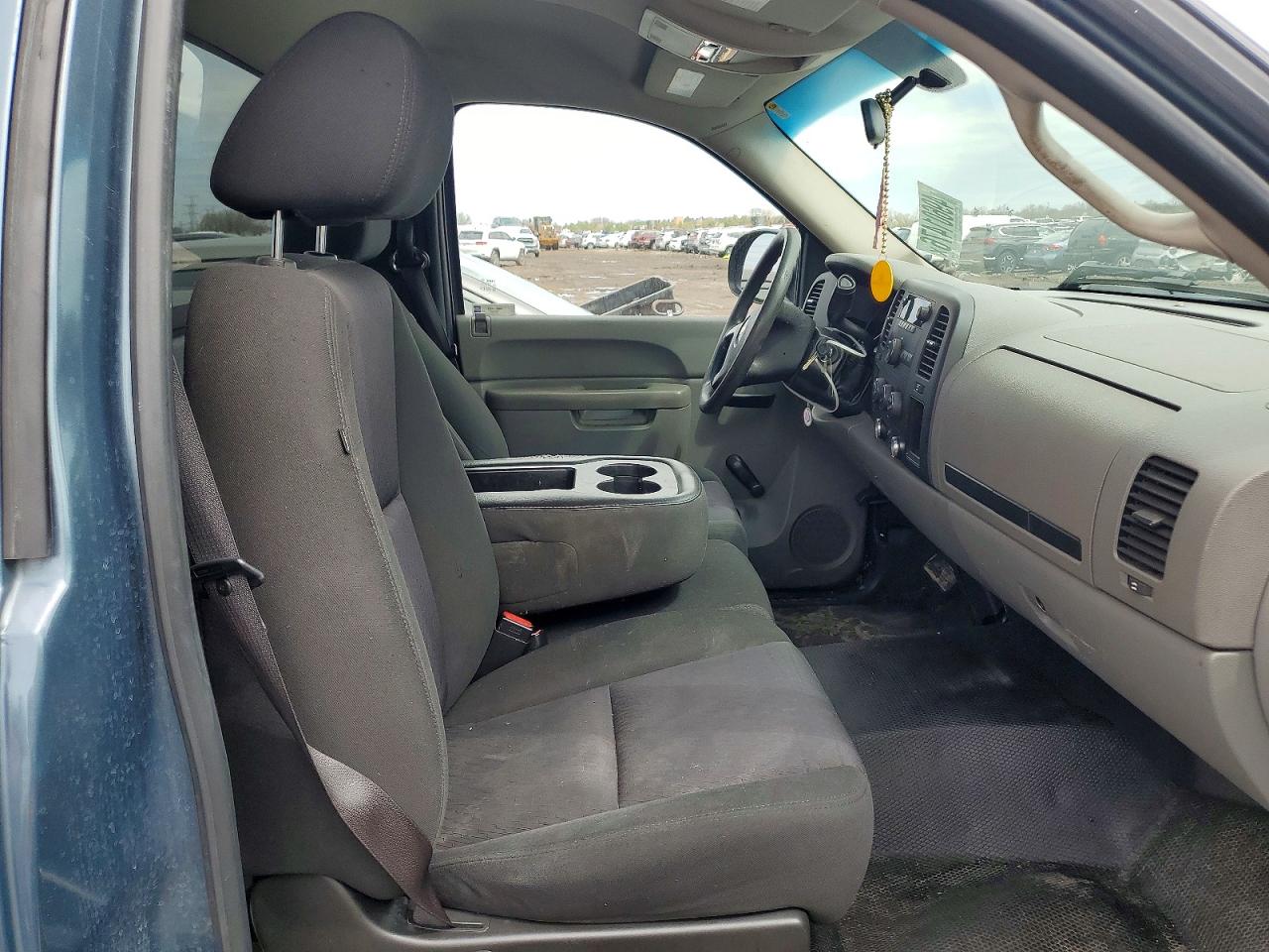 Chevrolet Silverado C1500