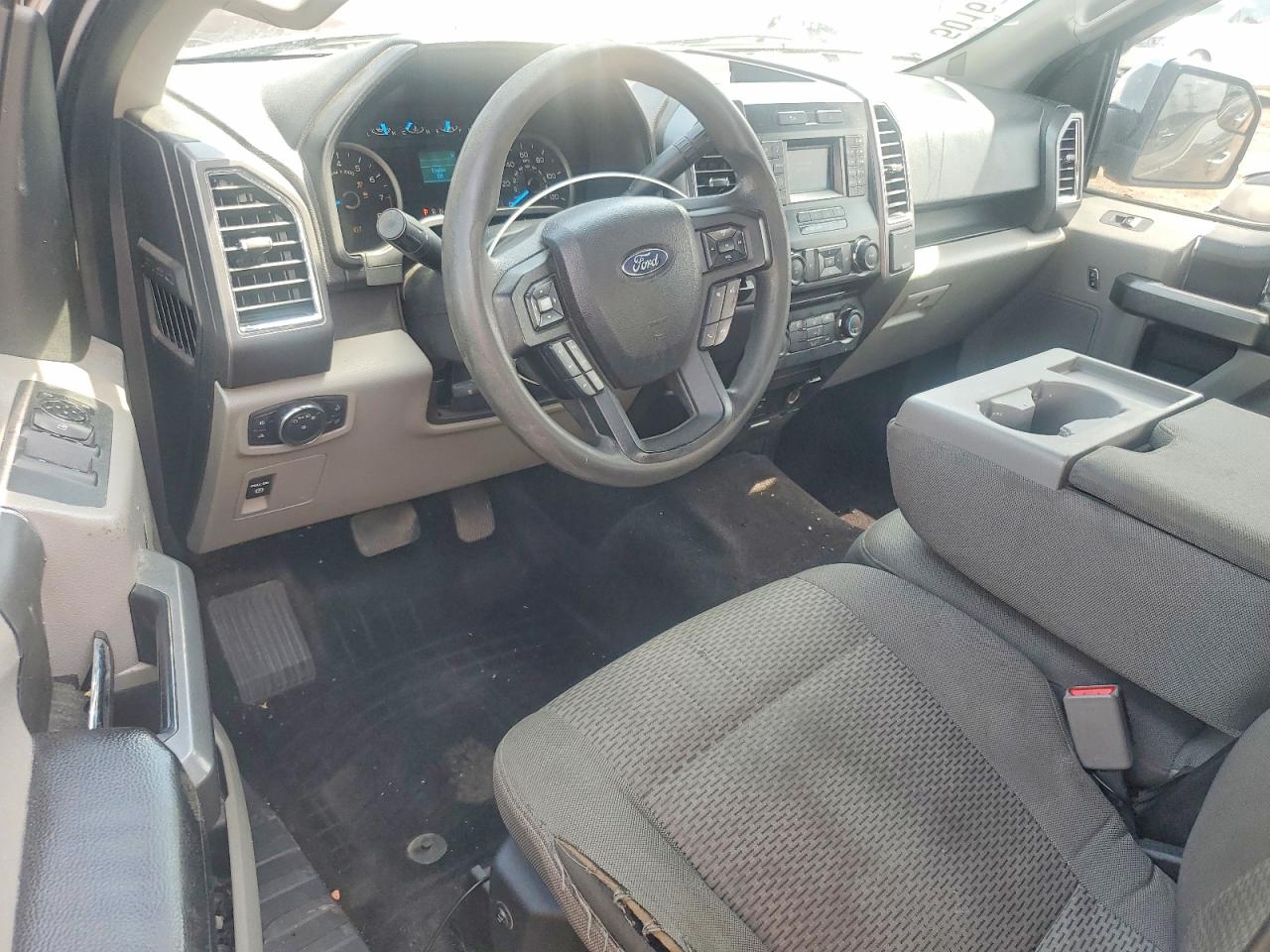 Ford F-150 Super Cab