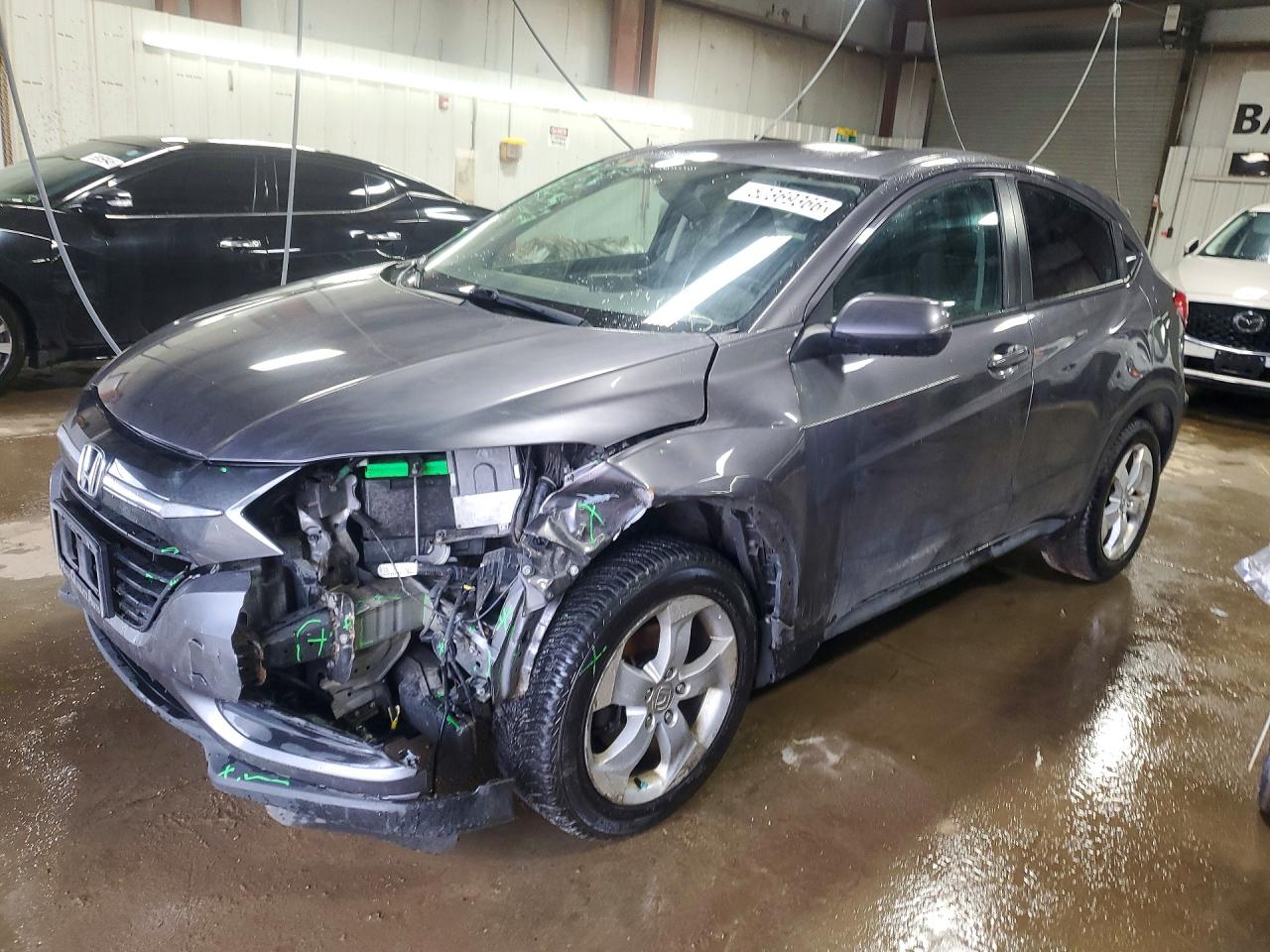 Salvage Honda HR-V Image