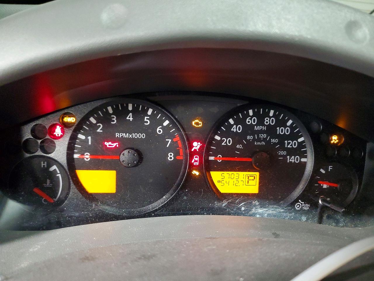 Nissan Frontier Sv