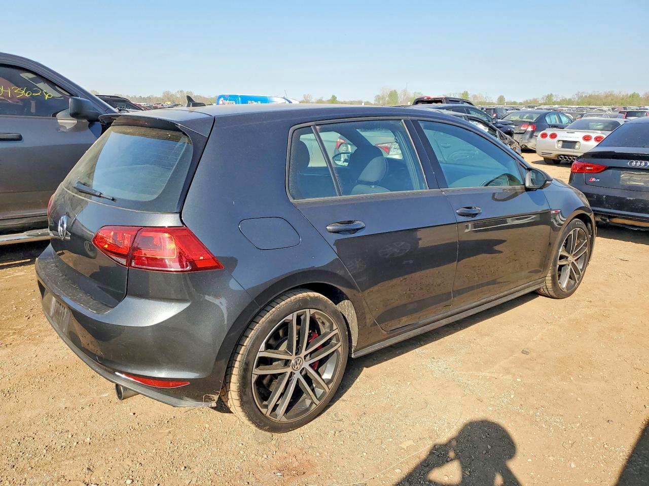 Volkswagen GTI S
