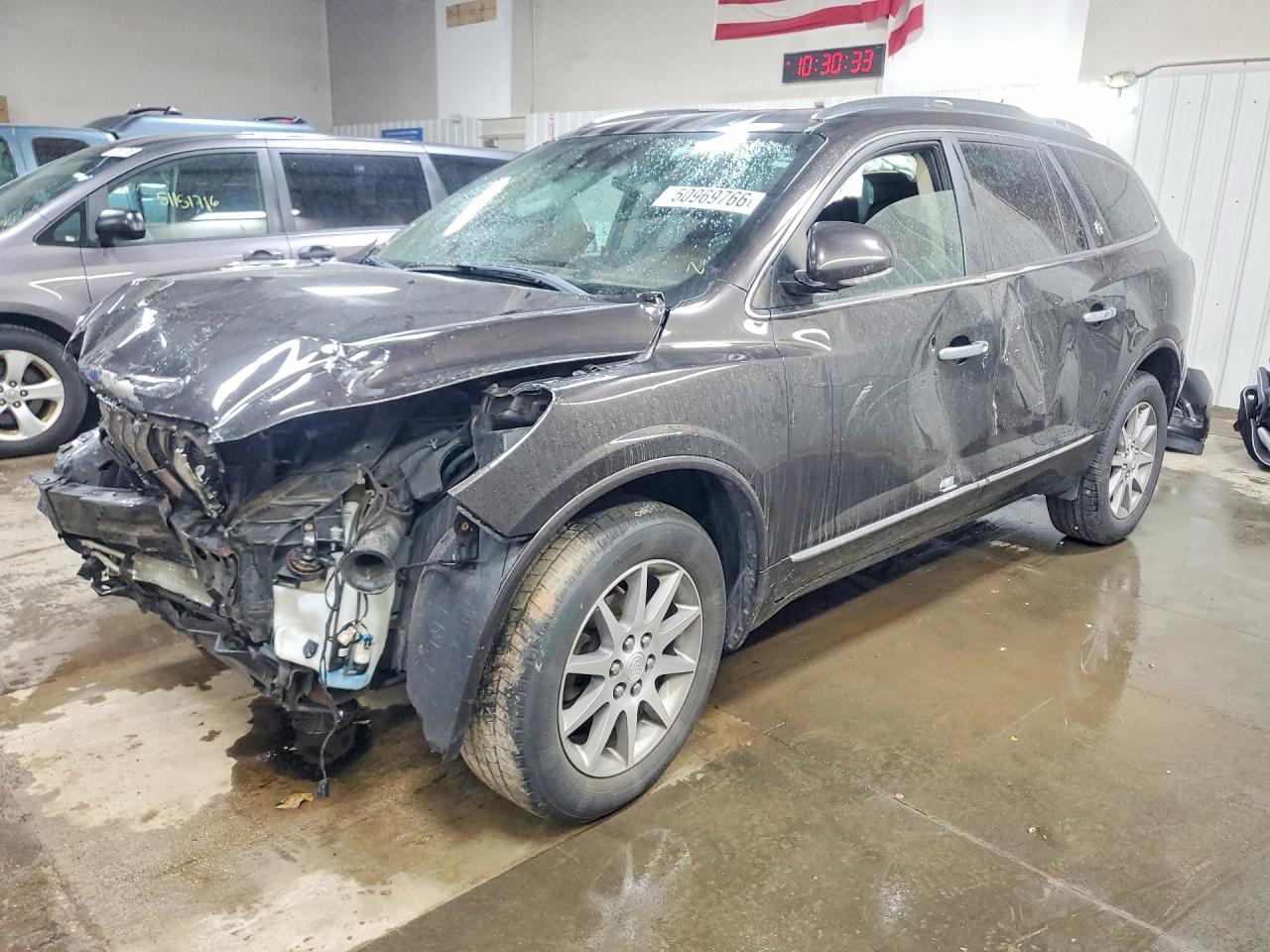 Salvage Buick Enclave Image
