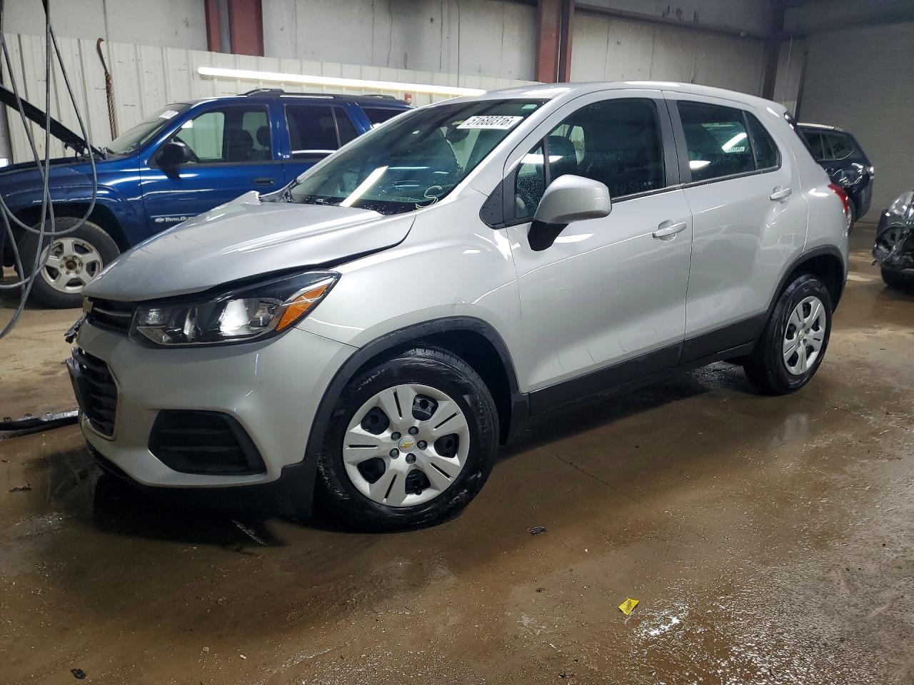Salvage Chevrolet Trax Image
