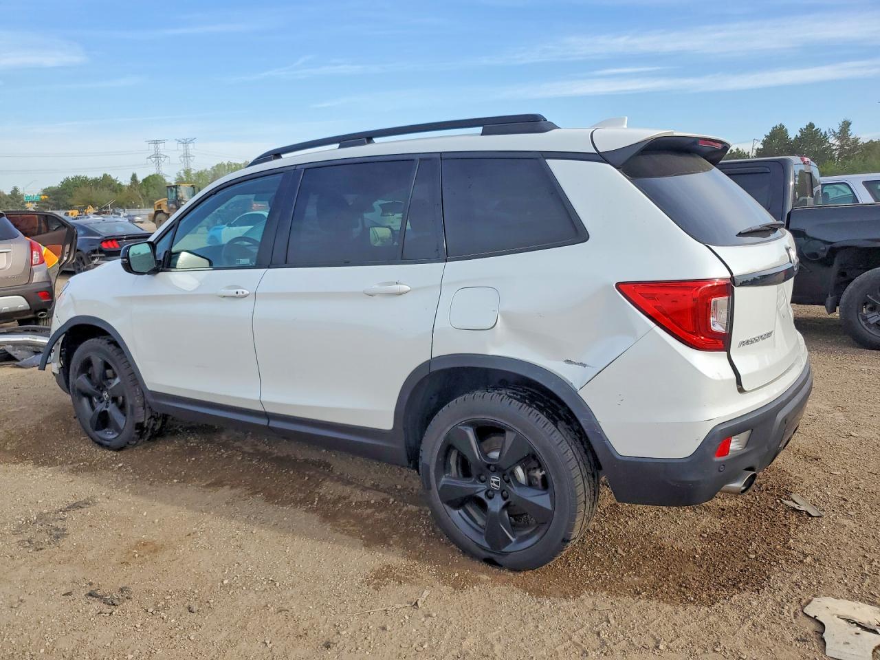 Honda Passport Elite