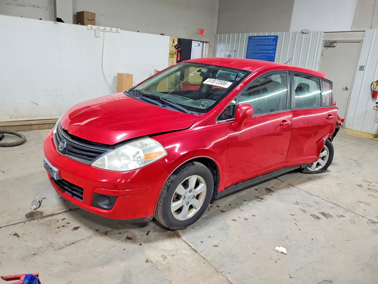 Salvage Nissan Versa Image