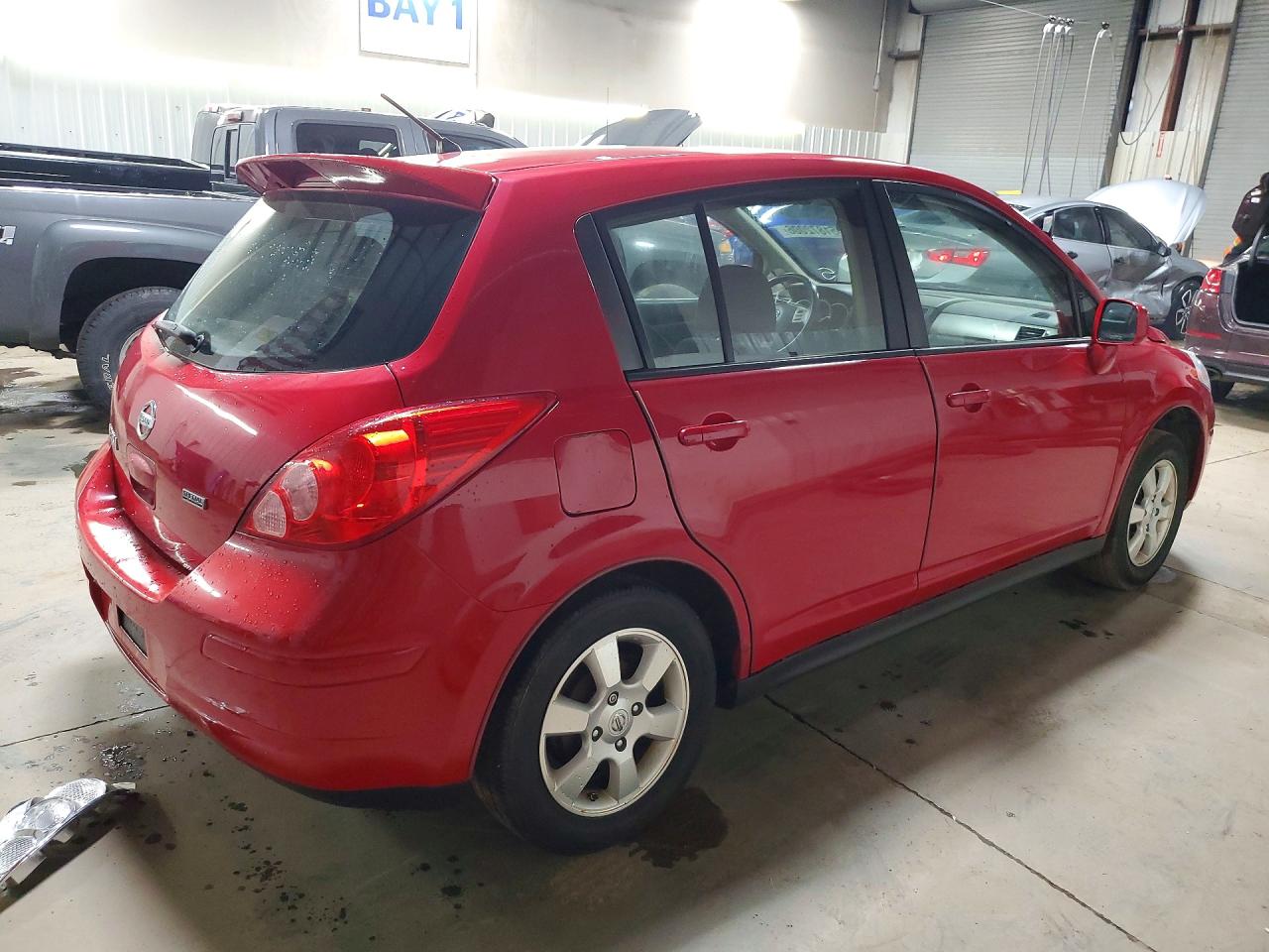 Nissan Versa 1.8 S
