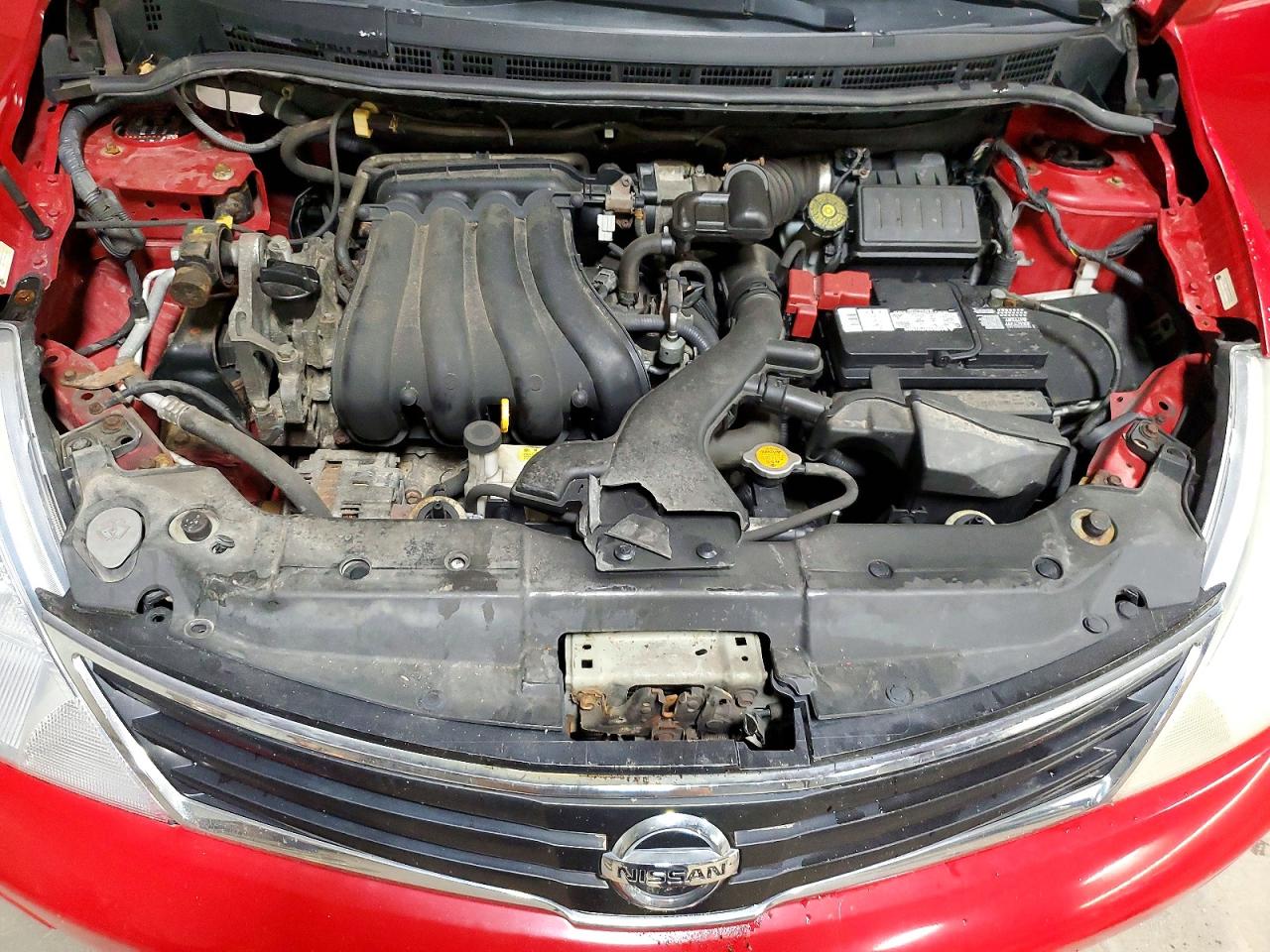 Nissan Versa 1.8 S