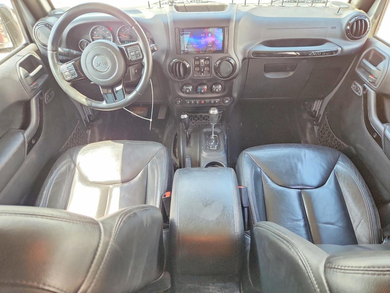 Jeep Wrangler Sahara