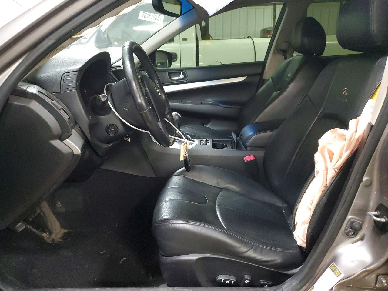 INFINITI G37 X