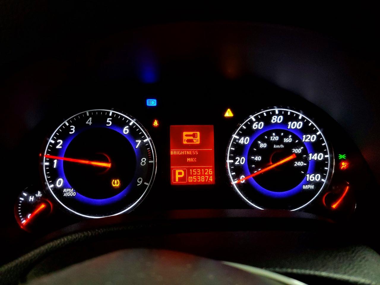 INFINITI G37 X