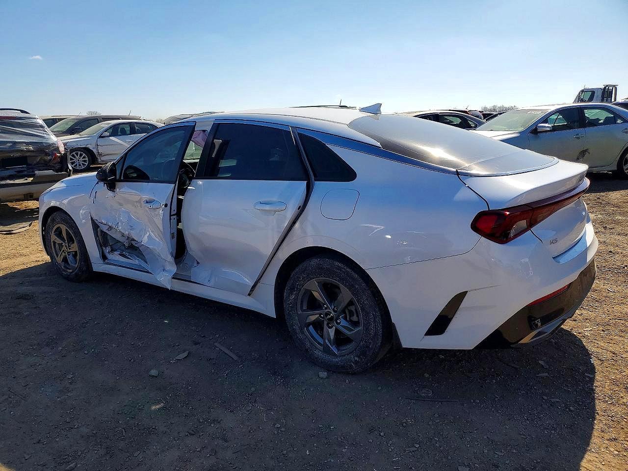 Kia K5 Lxs