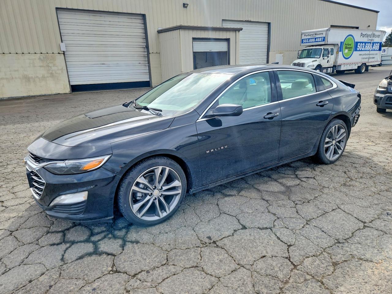 Salvage Chevrolet Malibu Image