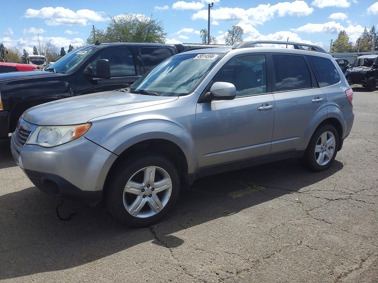 Salvage Subaru Forester Image