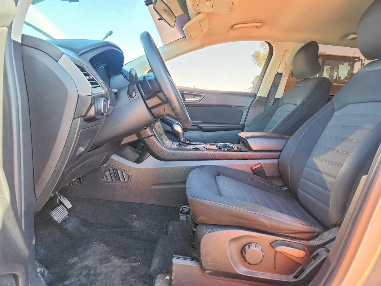 Ford Edge Se