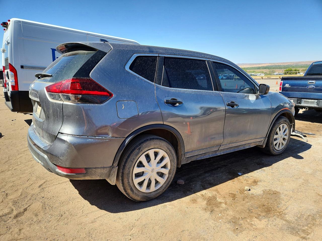 Nissan Rogue S