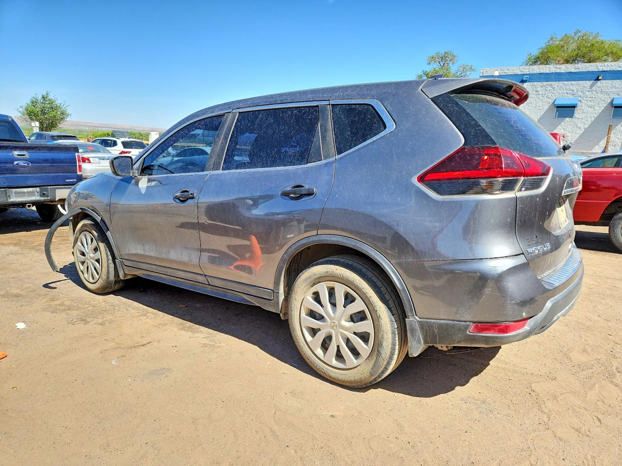 Nissan Rogue S