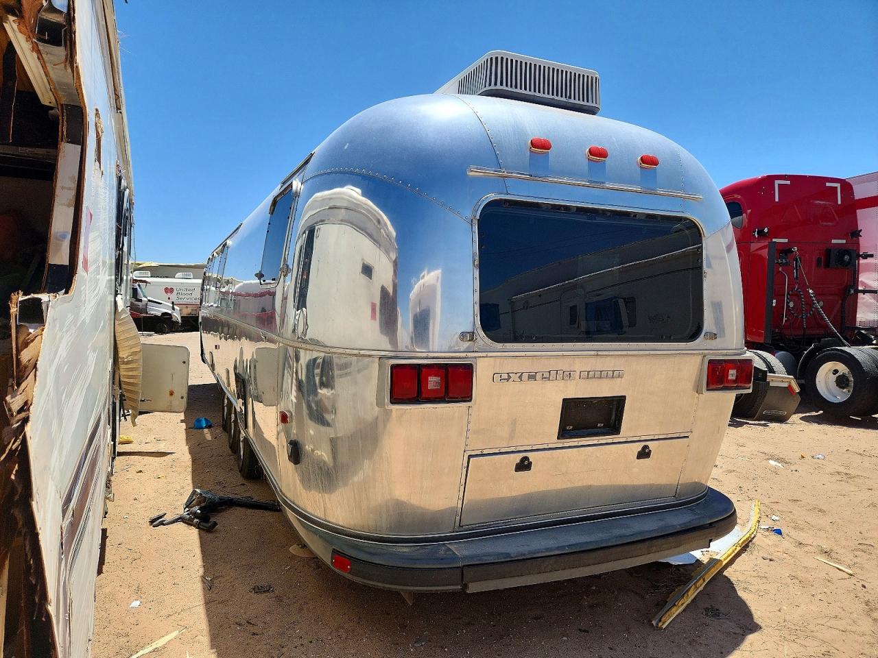 Airstream Limited Series M 34f