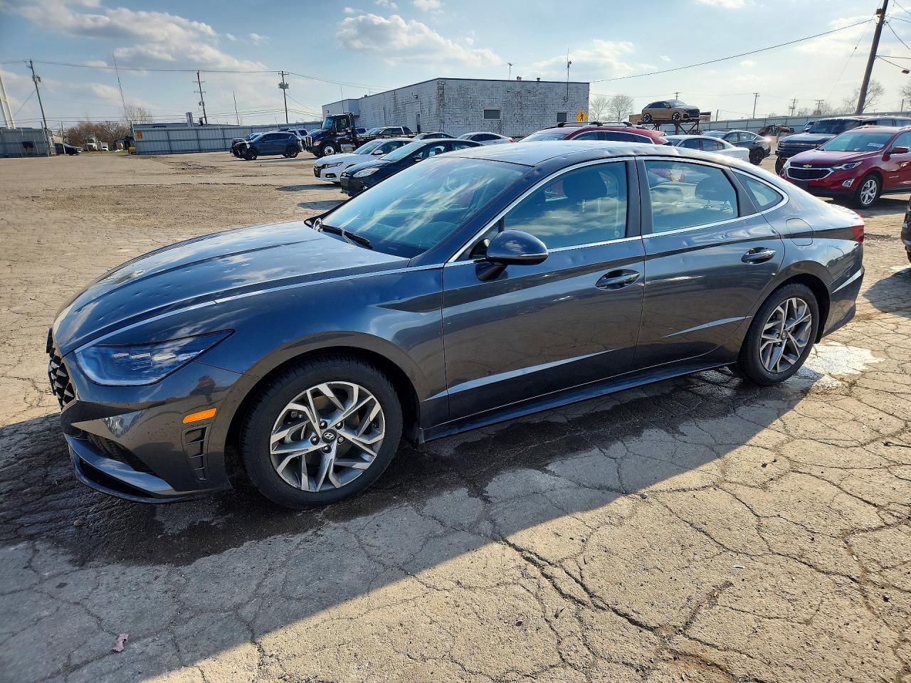 Salvage Hyundai SONATA Image