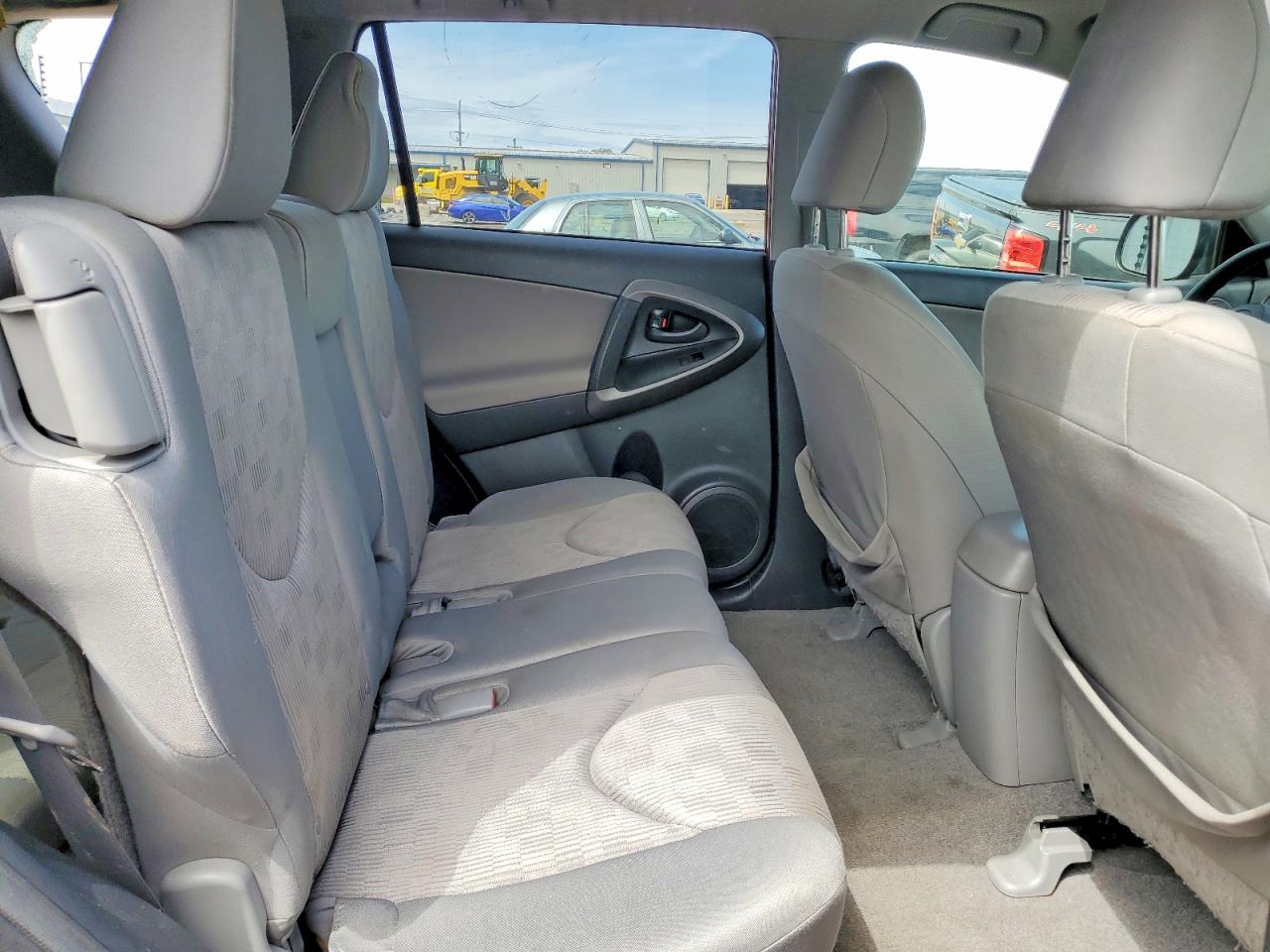 Toyota RAV4 Base