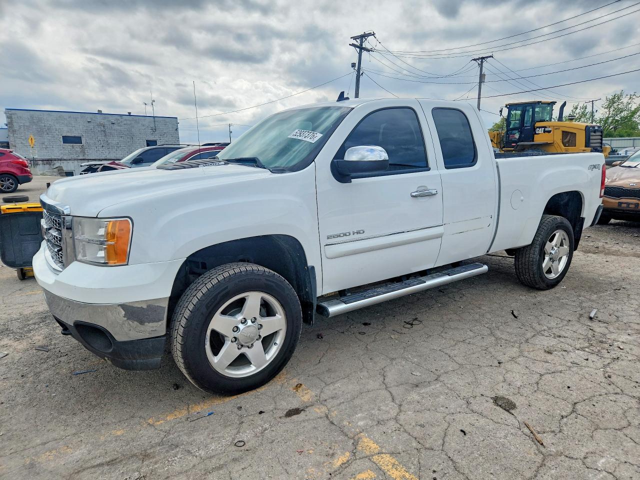 Salvage GMC Sierra Image