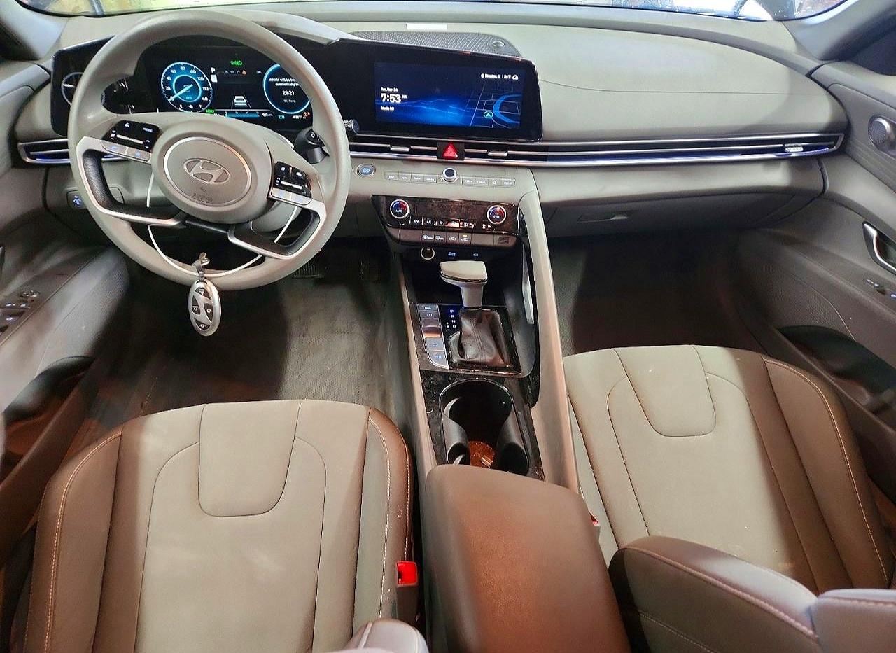 Hyundai ELANTRA Blue