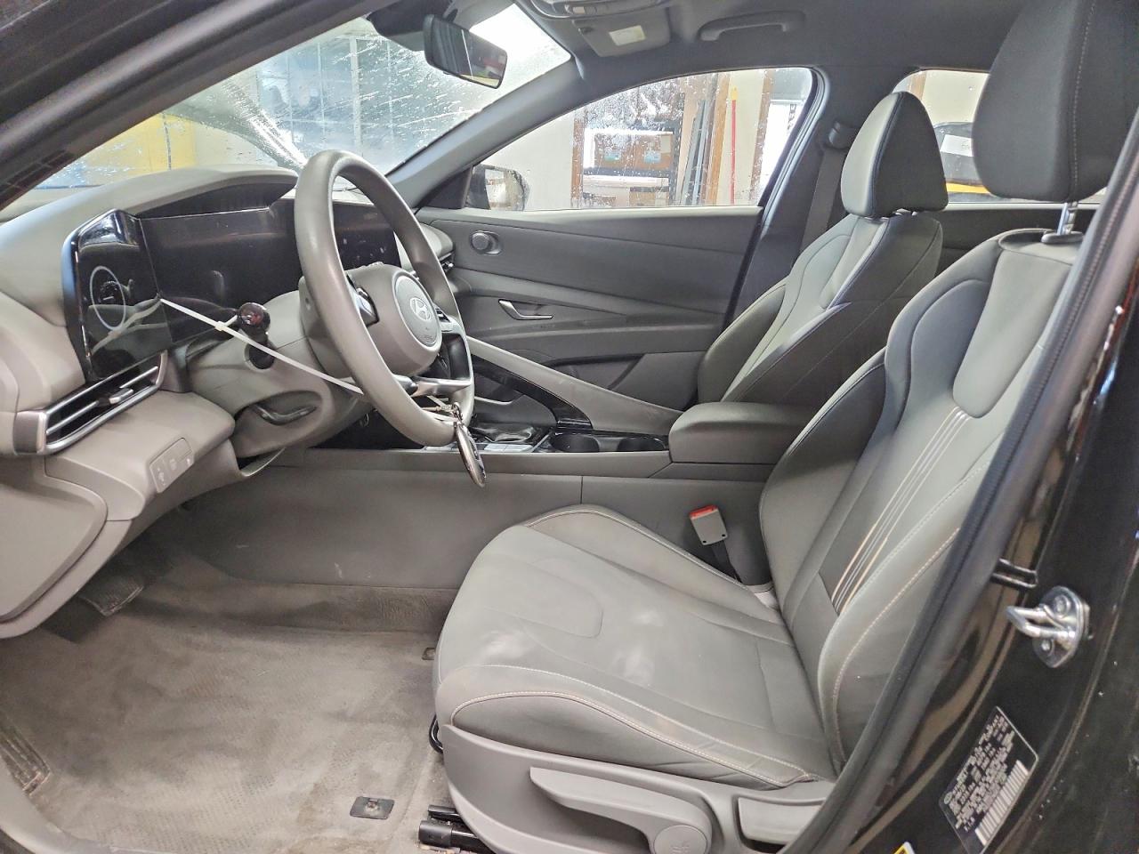 Hyundai ELANTRA Blue