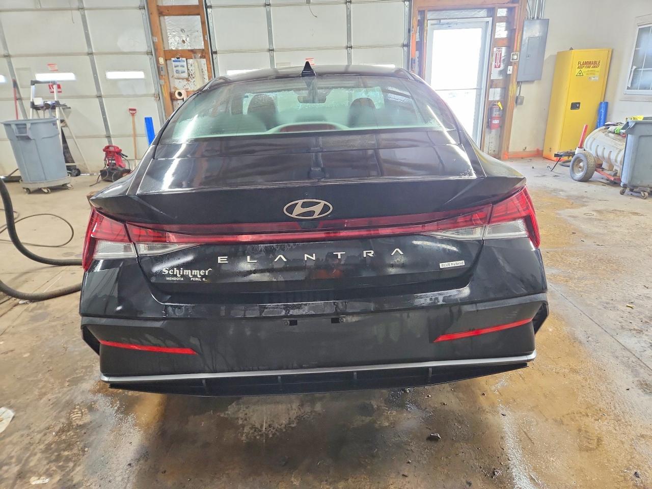 Hyundai ELANTRA Blue