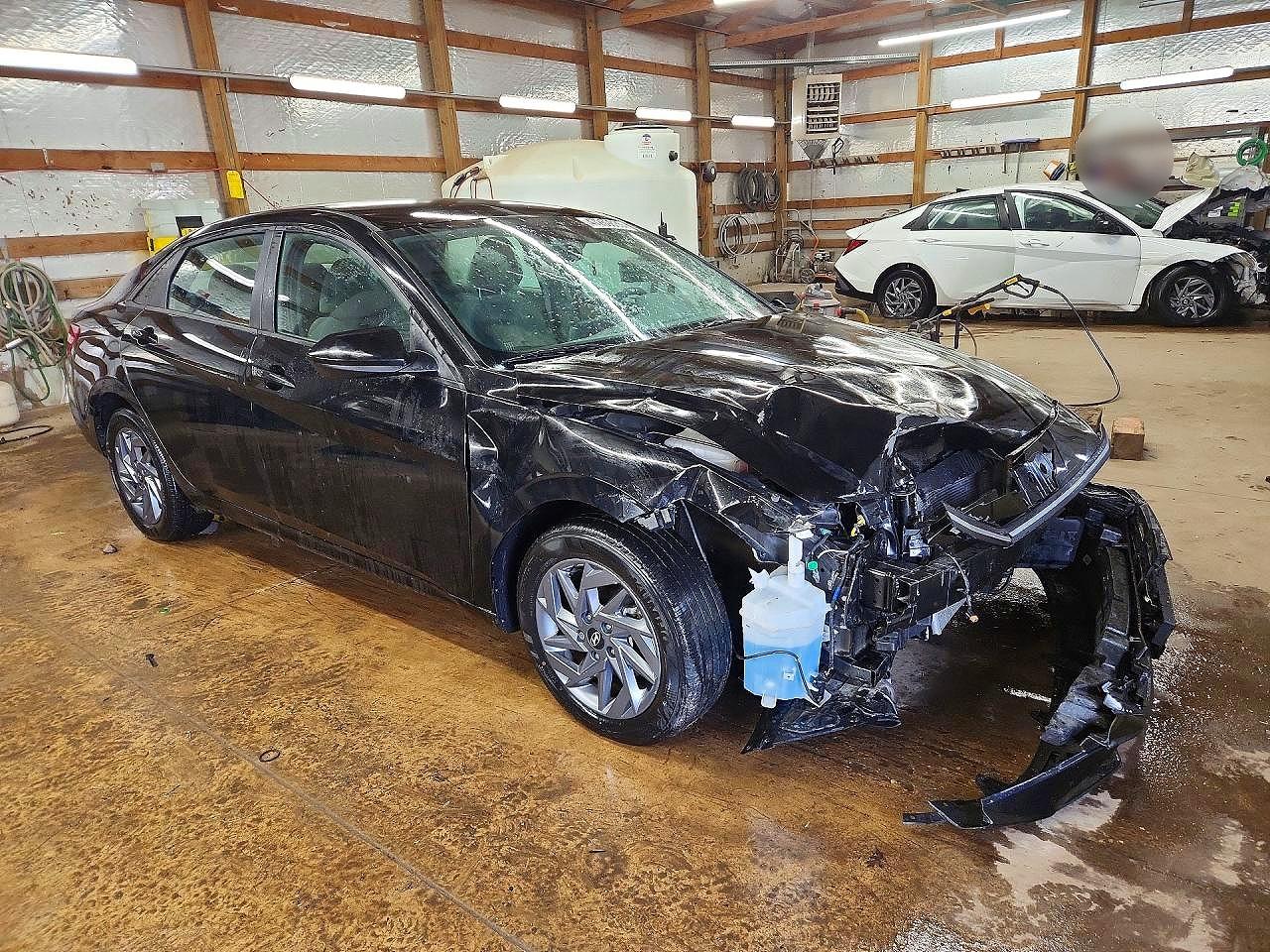 Hyundai ELANTRA Blue