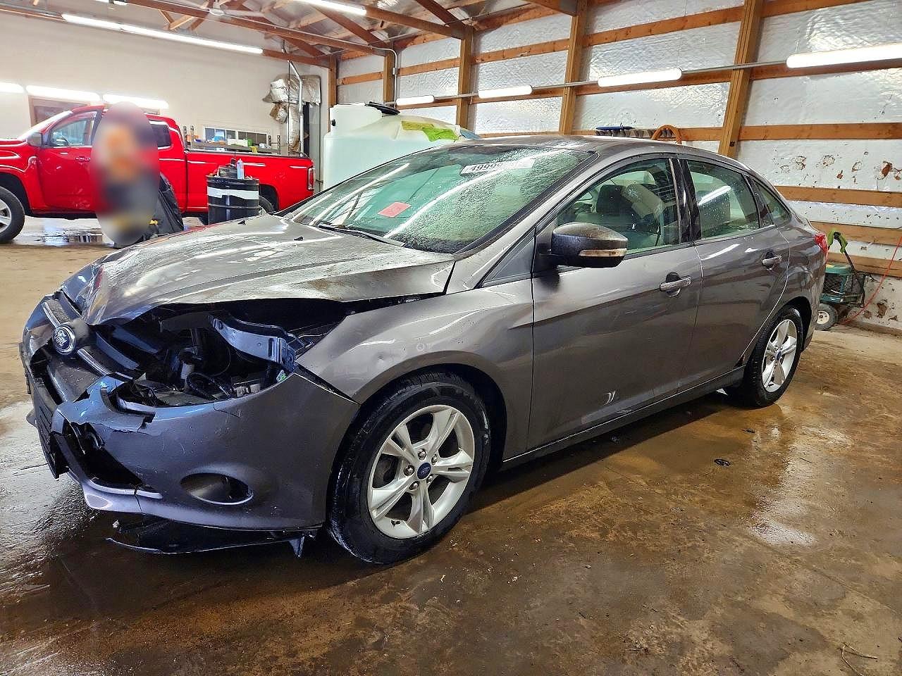 Salvage Ford Focus Image