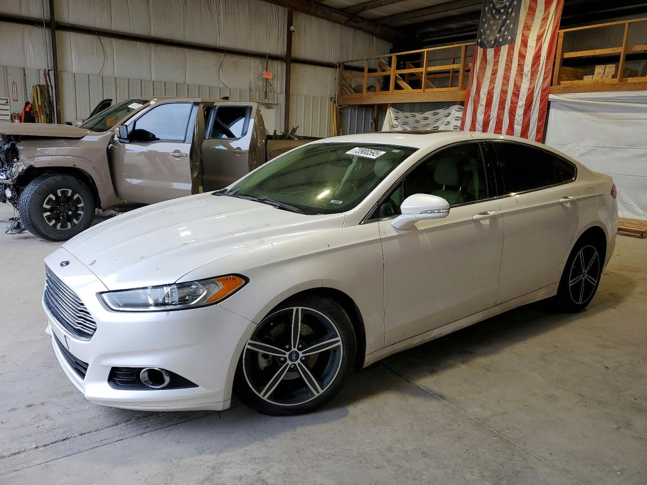 Salvage Ford Fusion Image