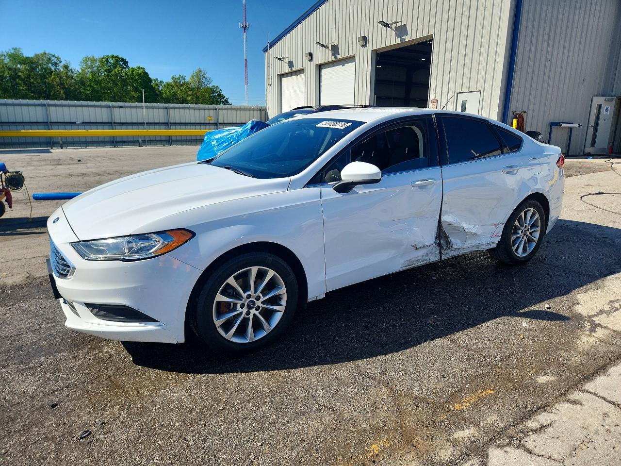 Salvage Ford Fusion Image