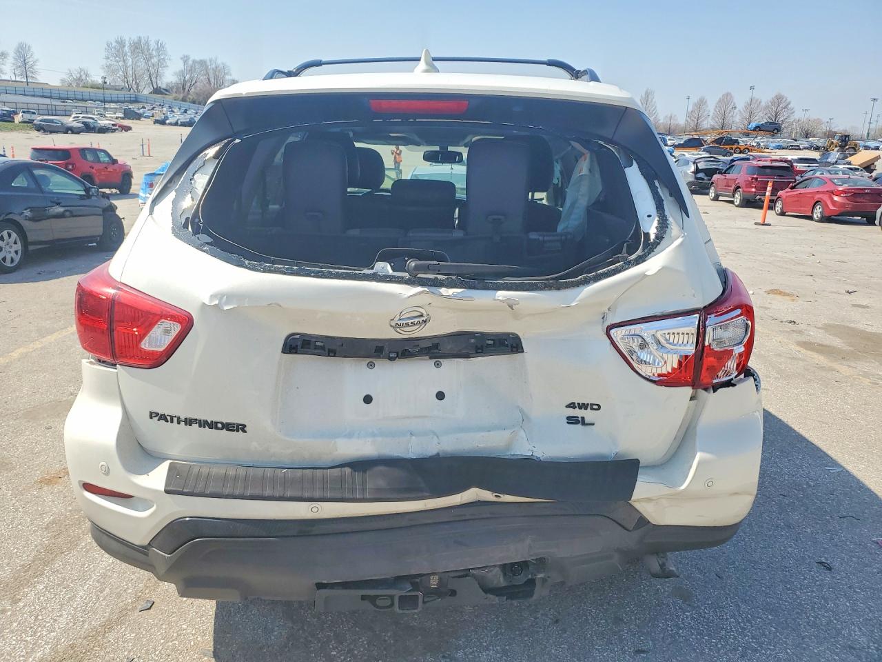 Nissan Pathfinder Sl