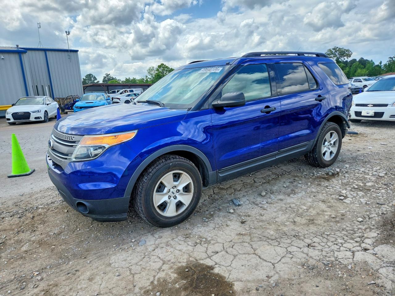 Salvage Ford Explorer Image