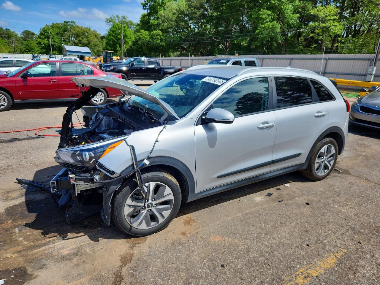 Salvage Kia Niro Image