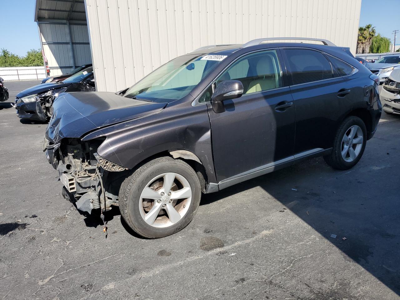 Salvage Lexus RX Image
