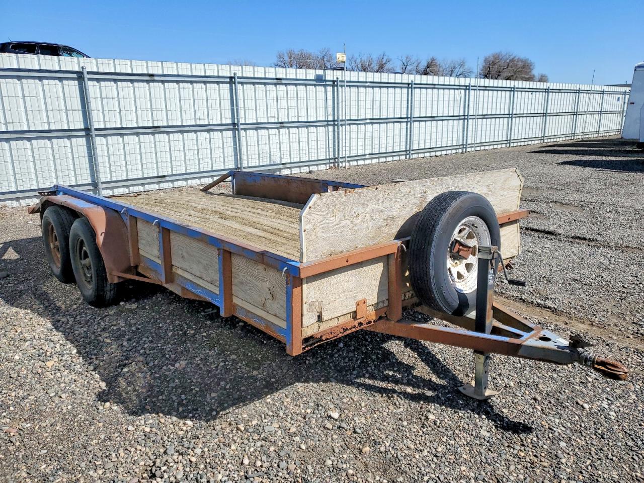Salvage Tpht Trailer Image