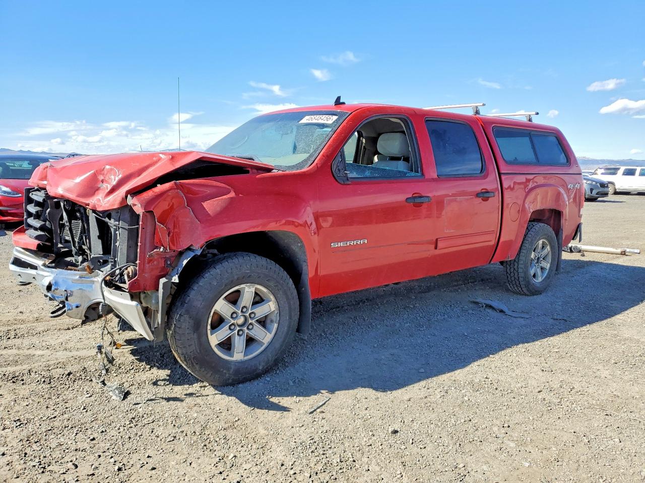 Salvage GMC Sierra Image