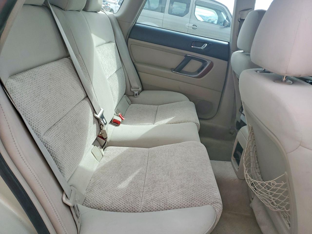 Subaru Legacy Outback 2.5i