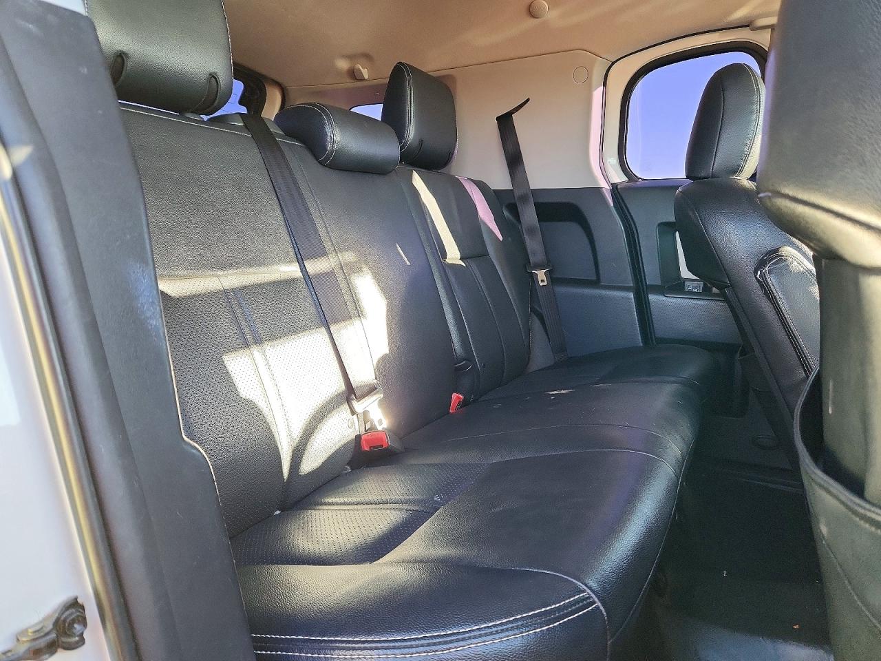 Toyota FJ Cruiser Base