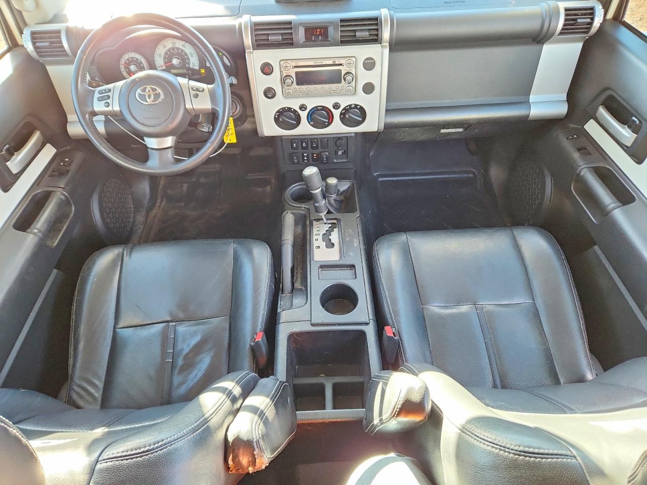 Toyota FJ Cruiser Base