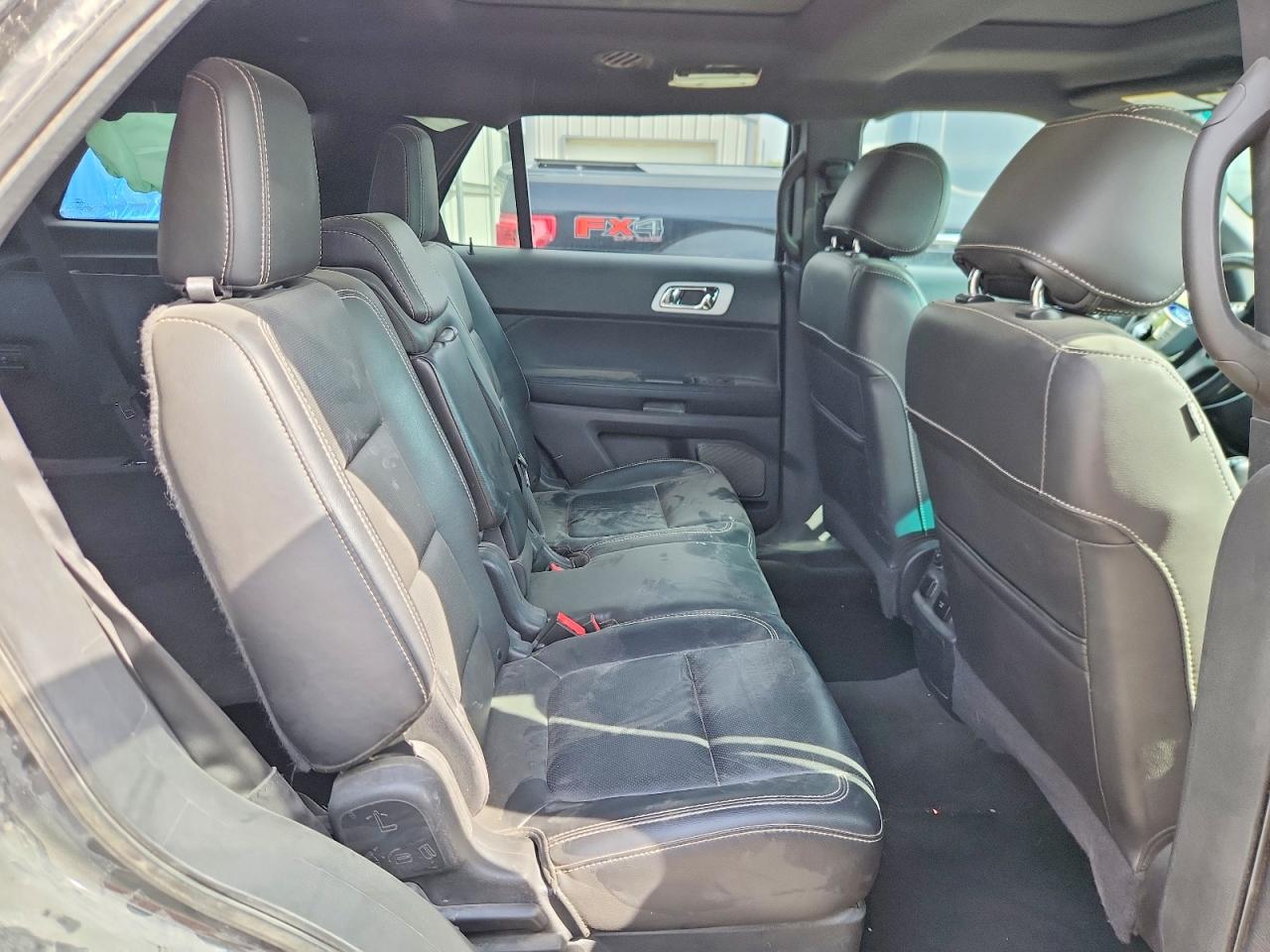 Ford Explorer Sport