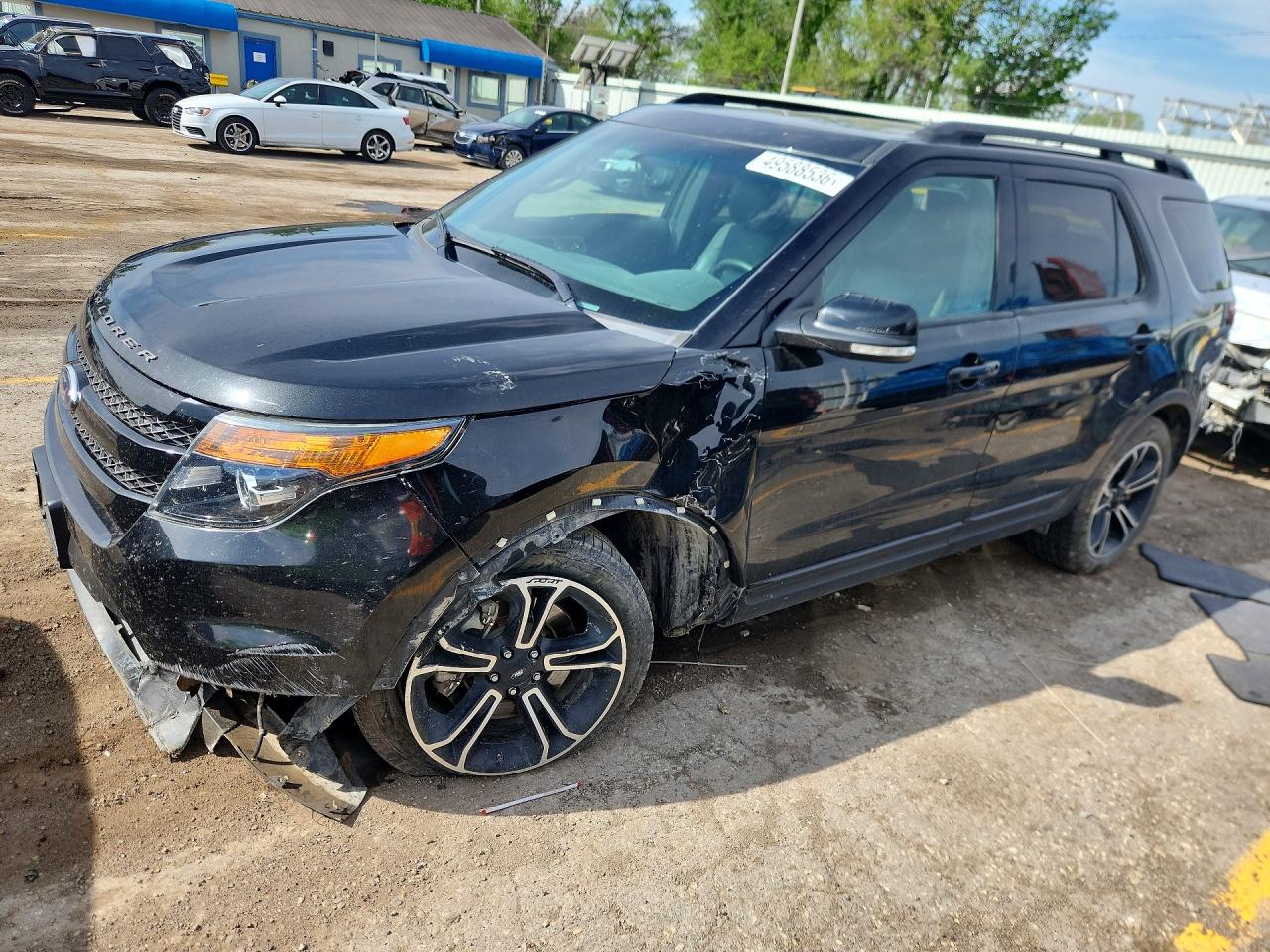 Salvage Ford Explorer Image