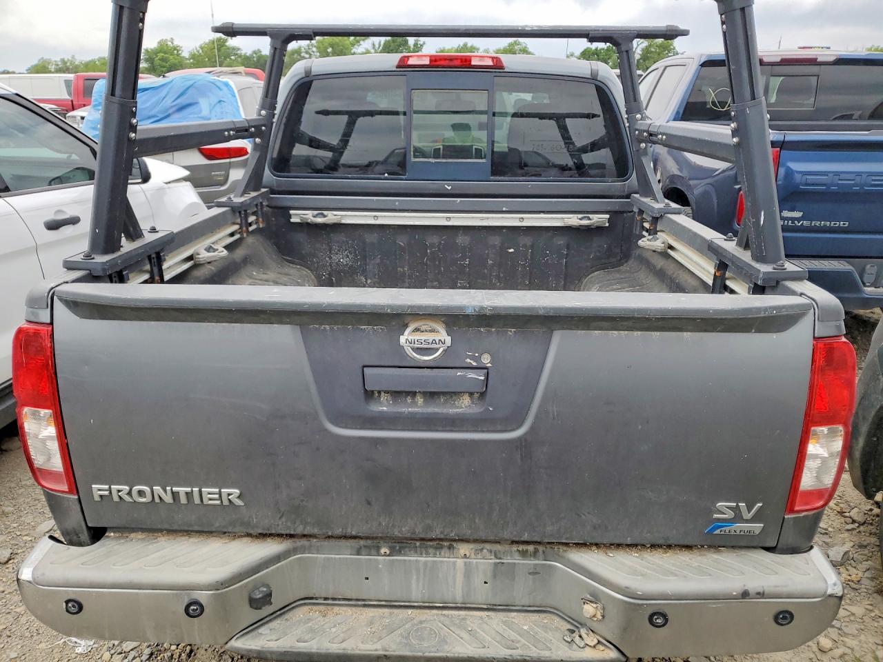 Nissan Frontier Sv