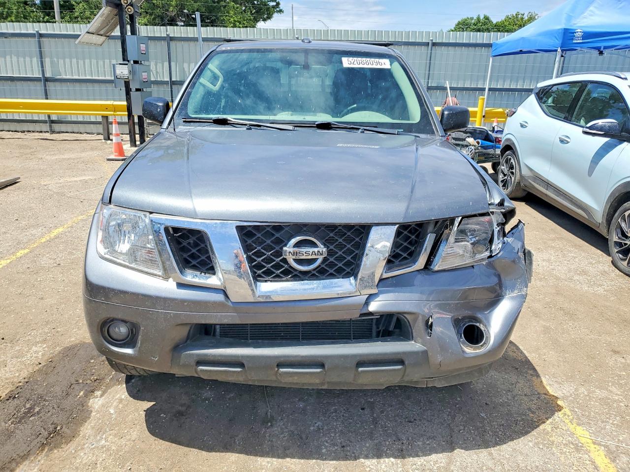 Nissan Frontier Sv
