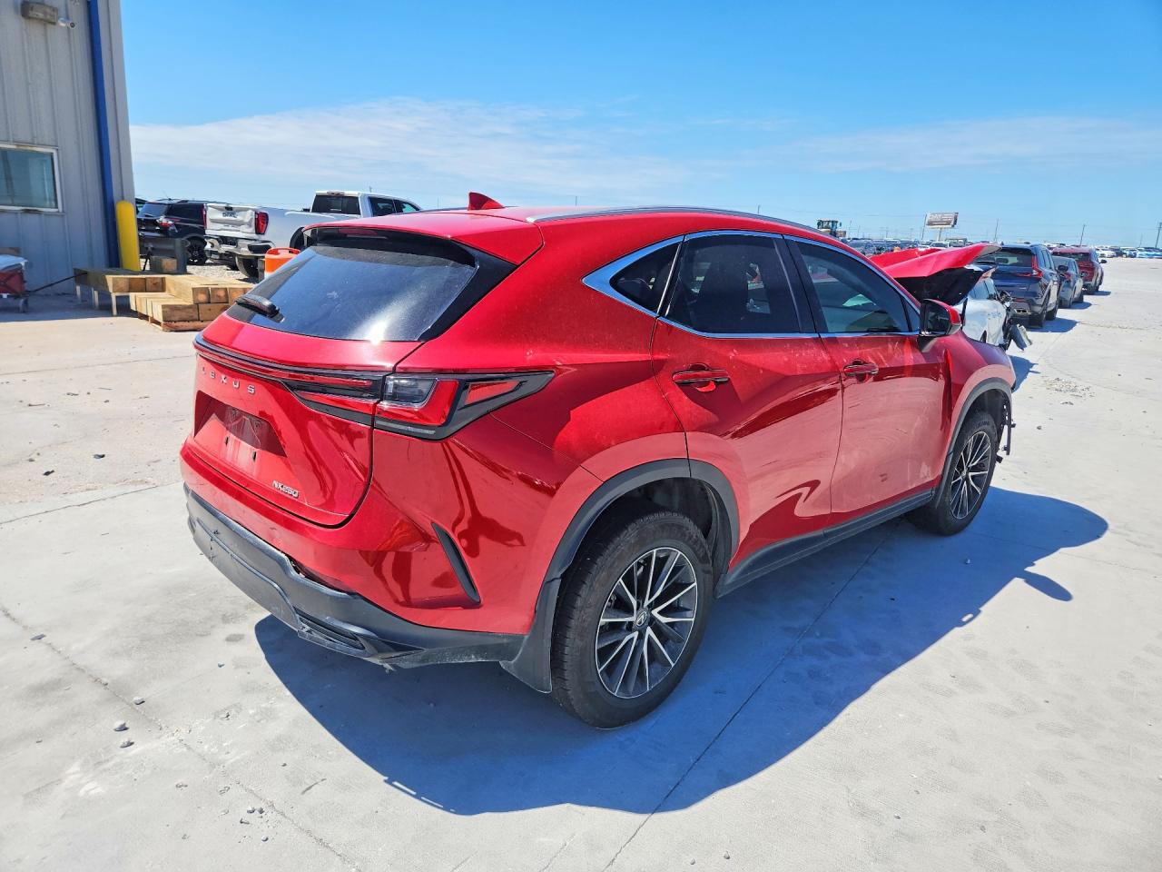 Lexus NX Base