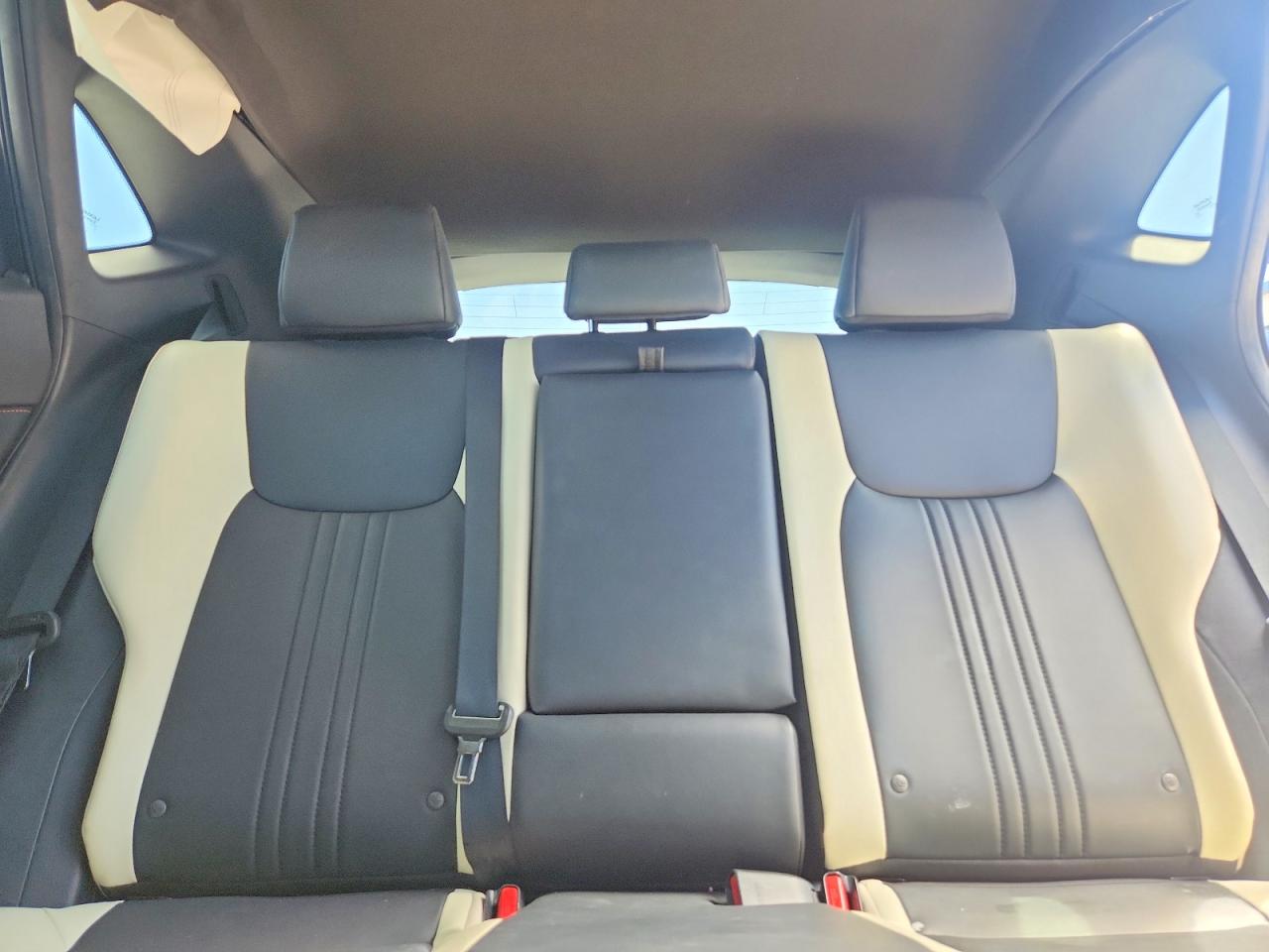 Lexus NX Base