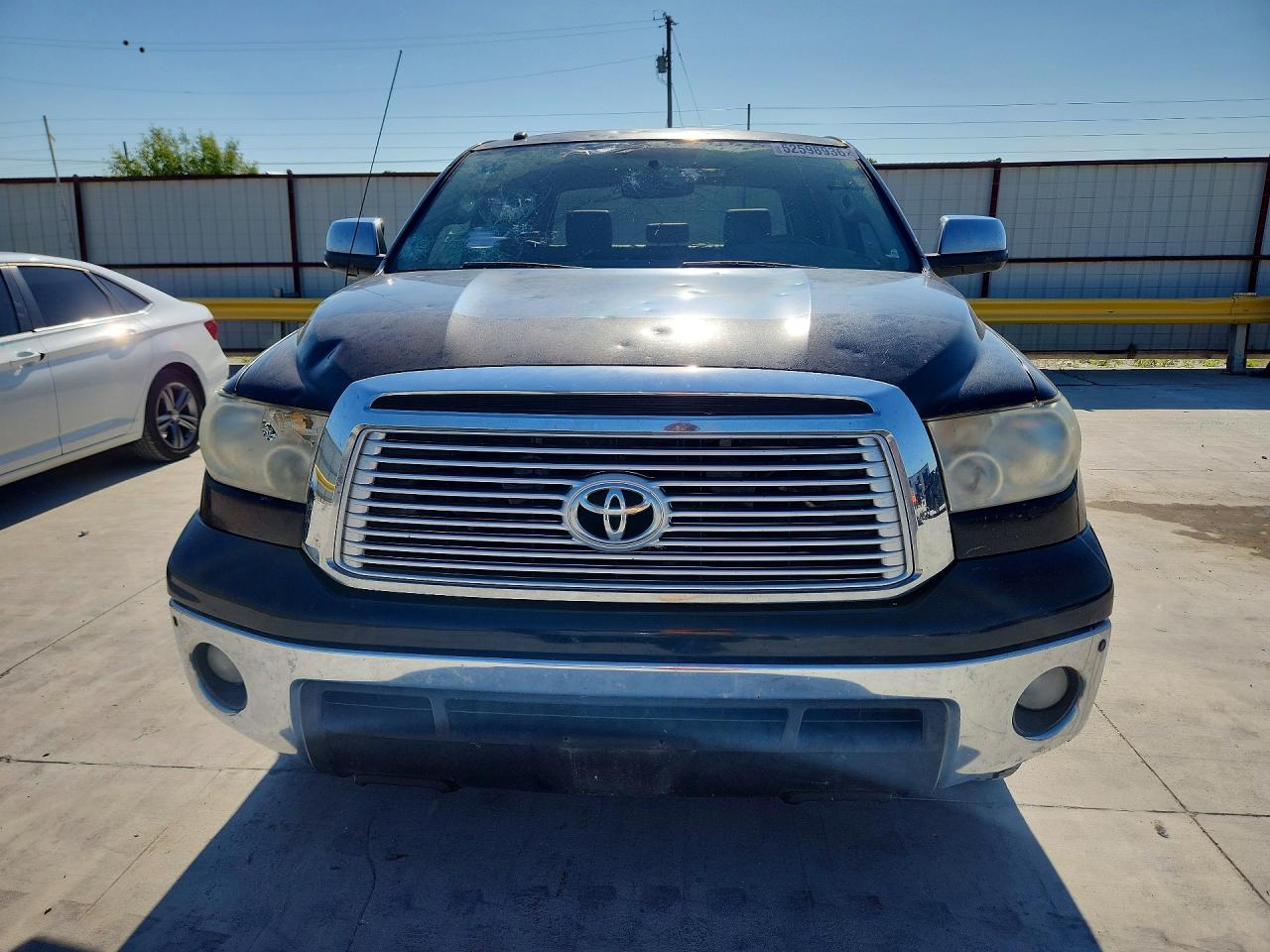 Toyota Tundra Crewmax Limited