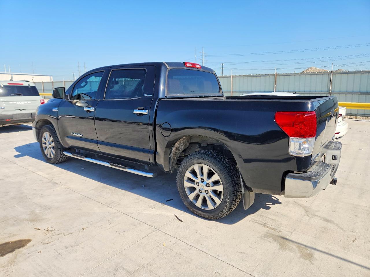 Toyota Tundra Crewmax Limited
