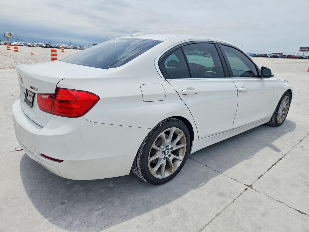 BMW 3 Series I