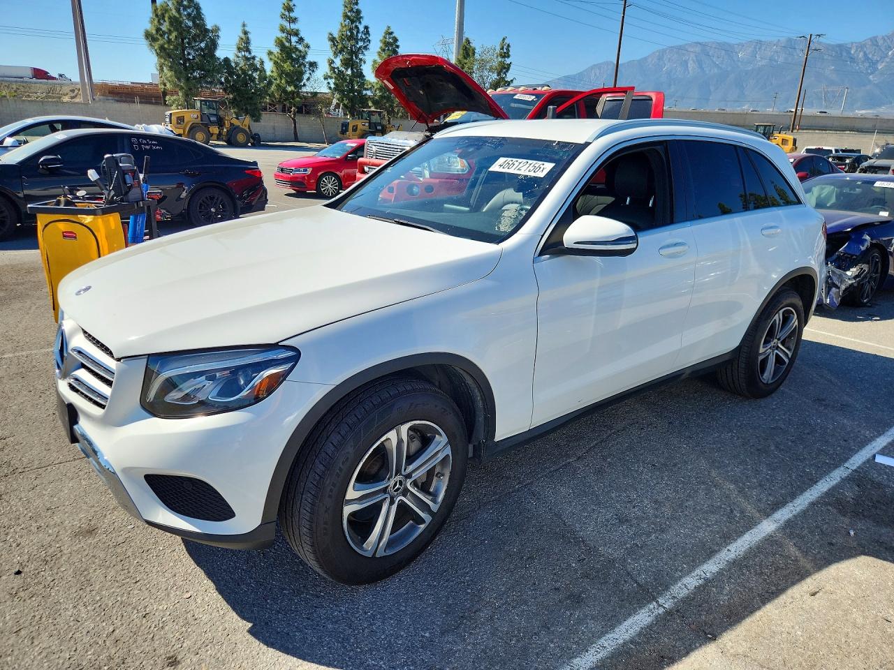 Salvage Mercedes-Benz GLC Image